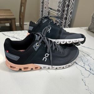 On Cloudflow Rock Rose Running Shoes